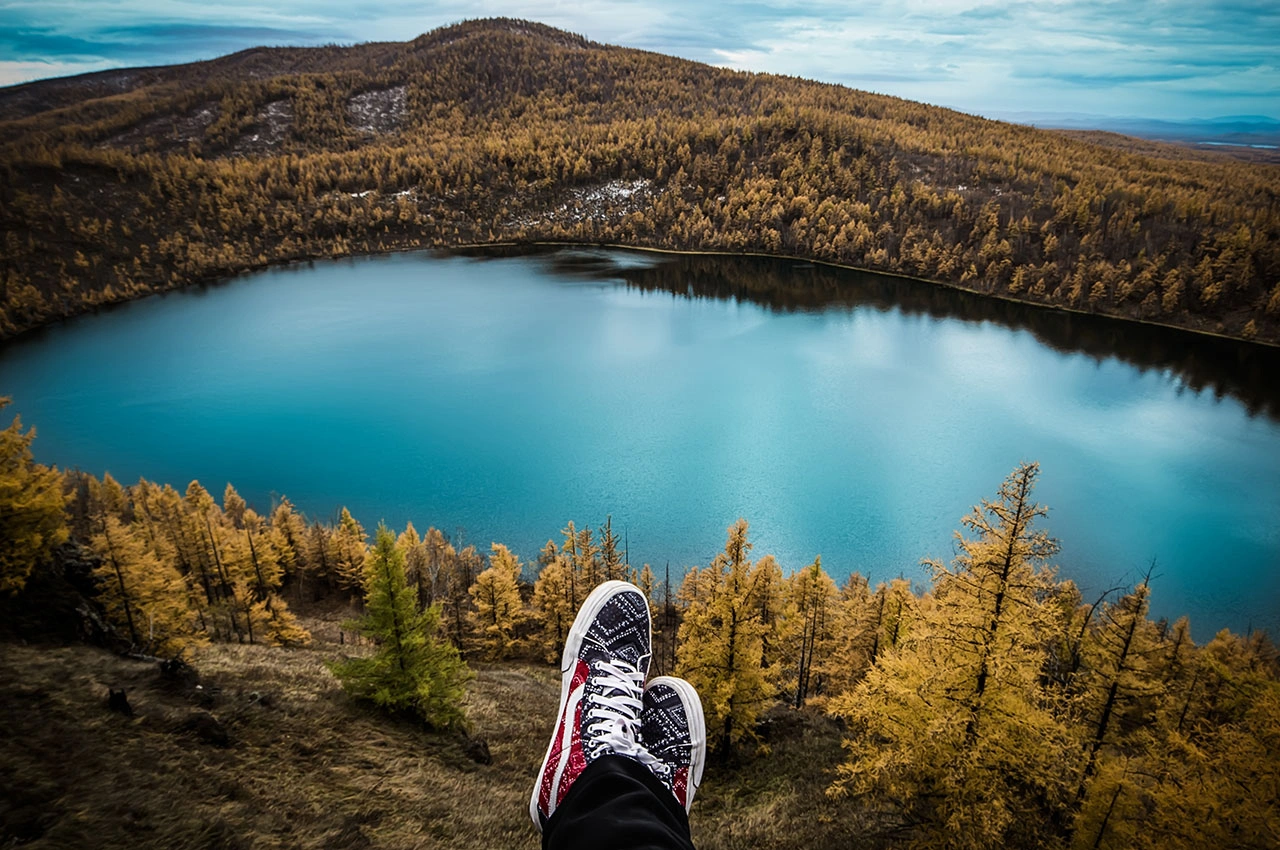 Spending time outdoors, especially in nature, can be very refreshing and rejuvenating. 4 9